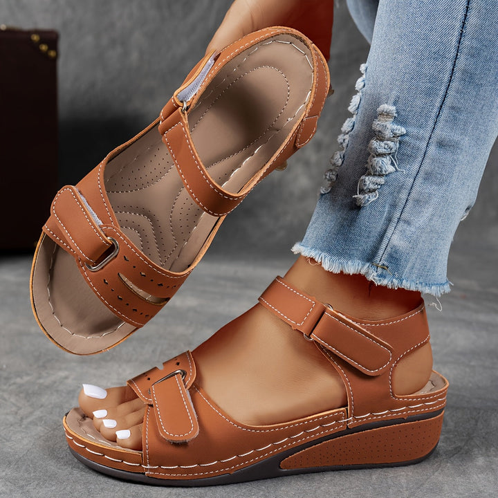 Lunara | Elegant Ergonomic Women's Sandals 3