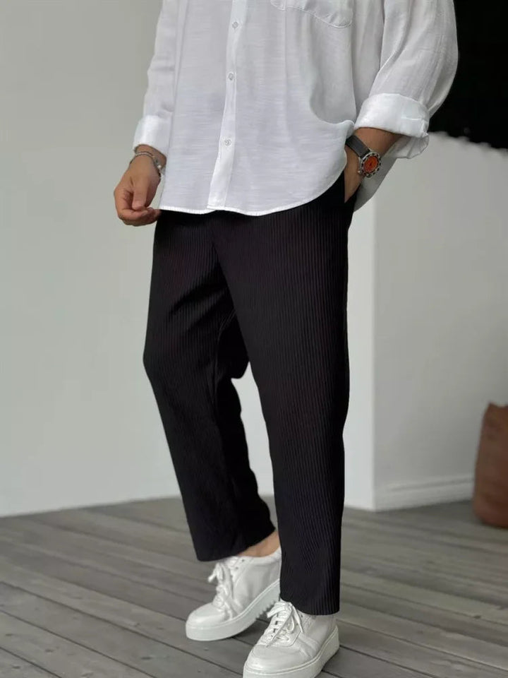 Lunara | Luxe Trousers – Comfortable, Elegant & Versatile for Any Occasion 4