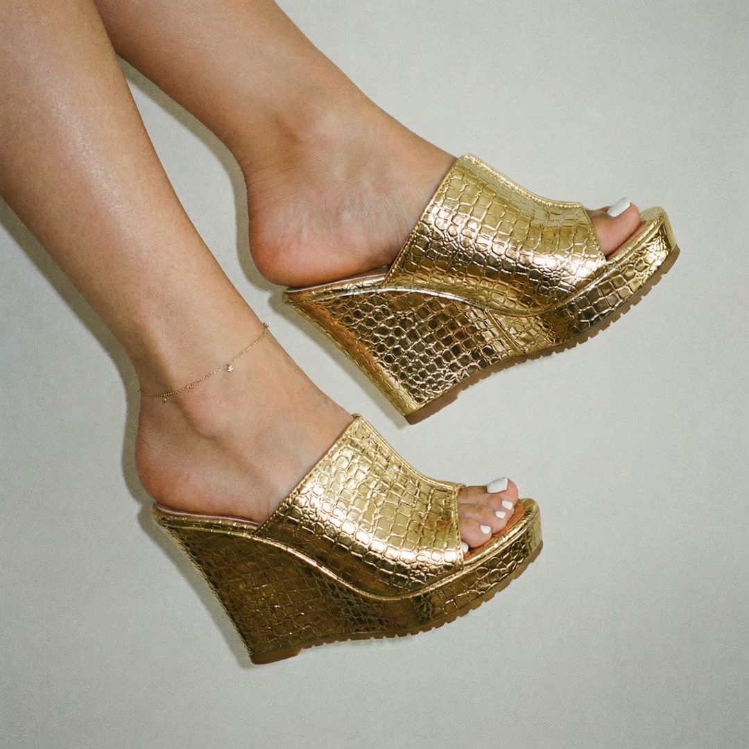 LuxeStride | Elegant Wedge Sandals for Women - Comfortable Heels 4