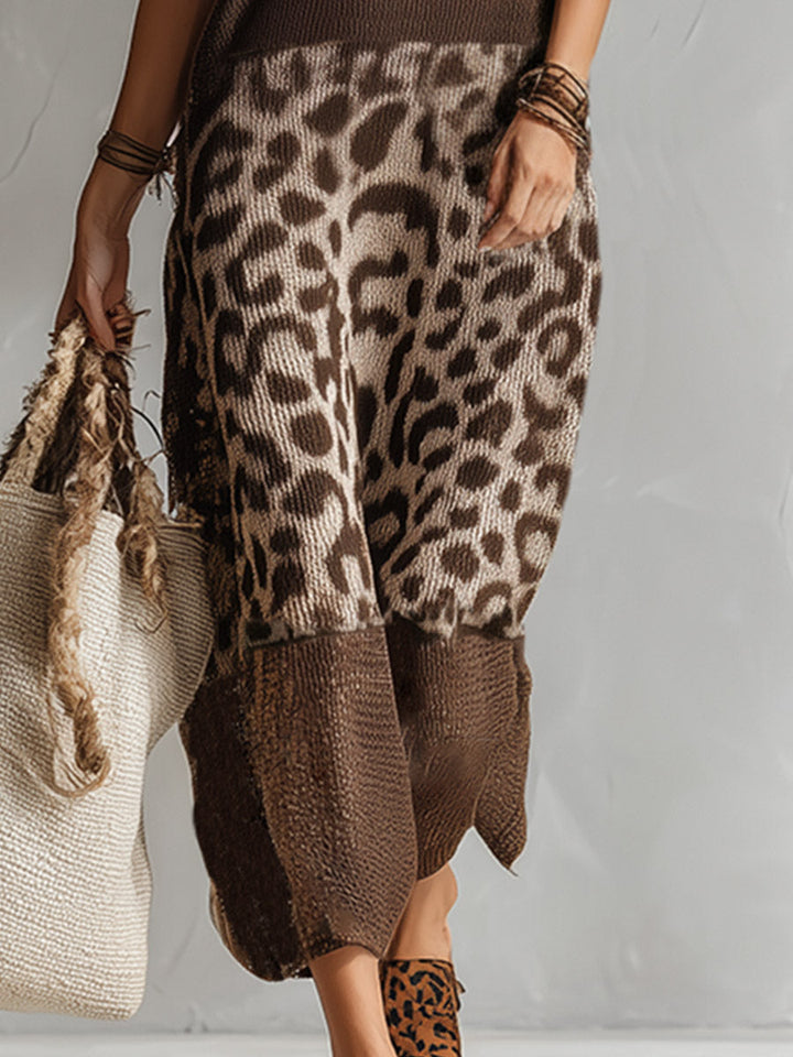 Maeve | Elegant Knitted Dress with Leopard Accents 4