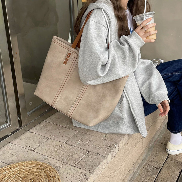Margaret | Minimalist Vegan Leather Tote Bag 1