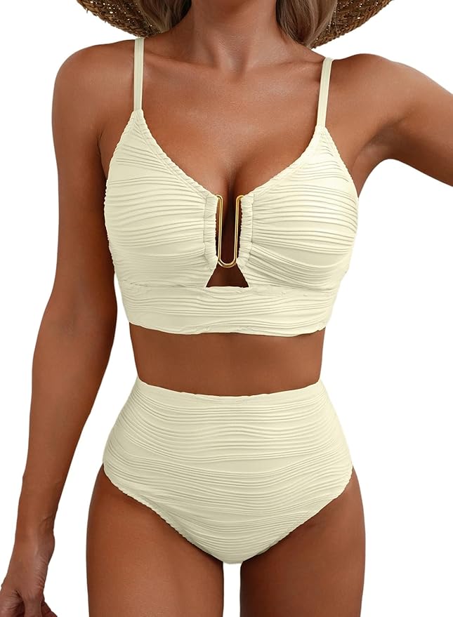 Mila | Comfortable and figure-shaping bikini 8