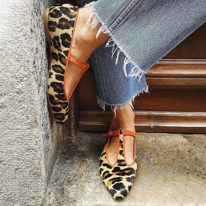 Mitchell | Elegant Leopard Print Ballet Flats 0