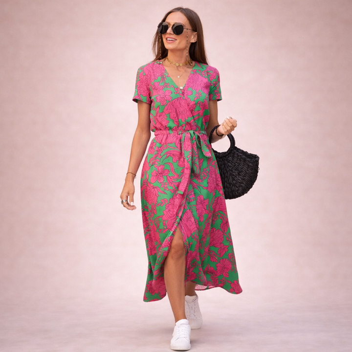 Nina | Airy wrap dress with floral print 3