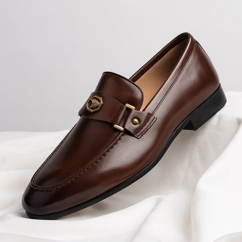 Oliver | Sophisticated And Timeless Men's Leather Loafers 2