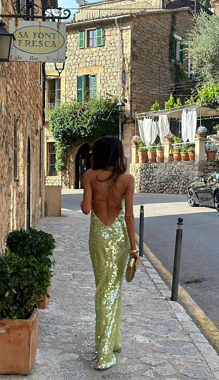 Olivia | Evening Gown Sequin Elegant Open-Back Wedding Guest Fit 3