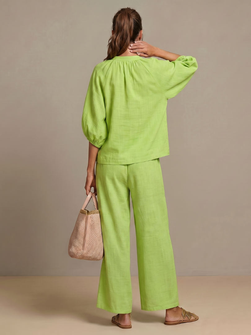 Olivia | Trendy Zip-Up Blouse & Wide-Leg Trouser Set 7