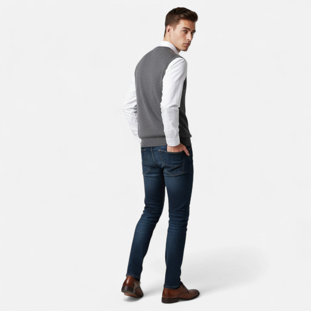 Orion | Men's Vest – Elegant, Lightweight & Versatile Merino Wool 2