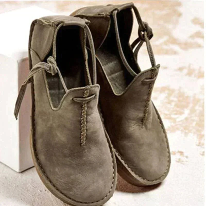 Shannon | Sophisticated And Comfortable Lace-Up Flat Shoes 1