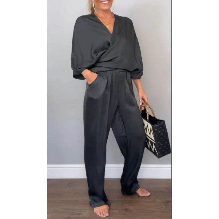 Sheila | Elegant & Comfortable Women’s Loungewear Two Piece Set 6