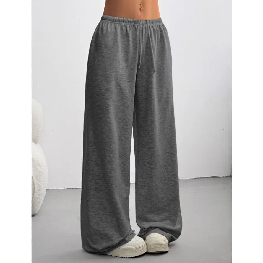 Sofia | Comfortable and modern wide leg jogging pants 1