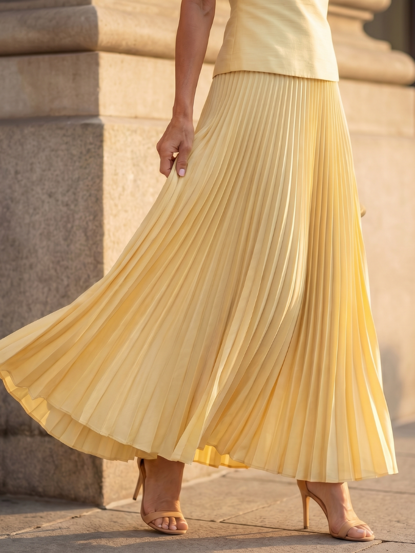 Susan | Elegant Two-Piece Set with Structured Bodice 2