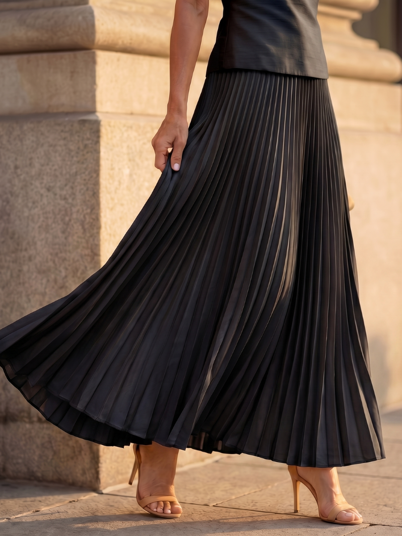 Susan | Elegant Two-Piece Set with Structured Bodice 5