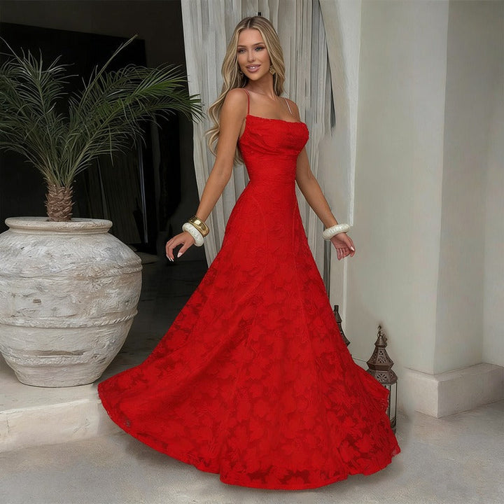 Vesara | Elegant and glamorous maxi dress 3