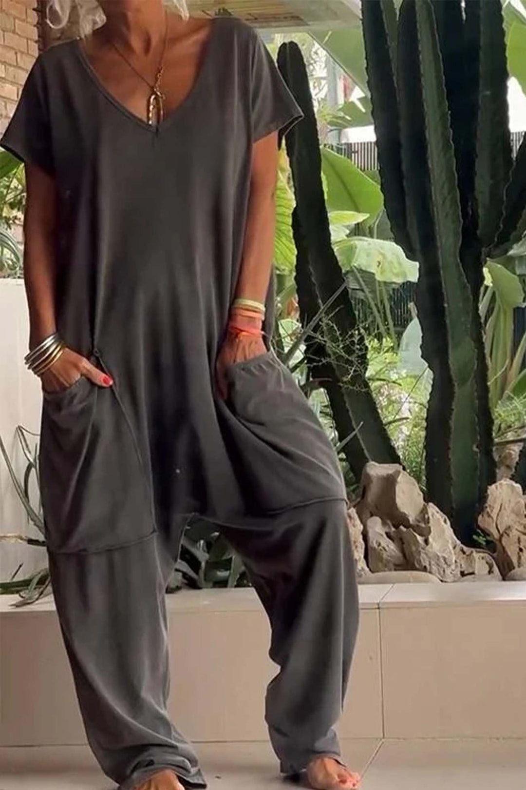 Victoria | Effortless Wide-Leg Casual V-Neck Jumpsuit 1