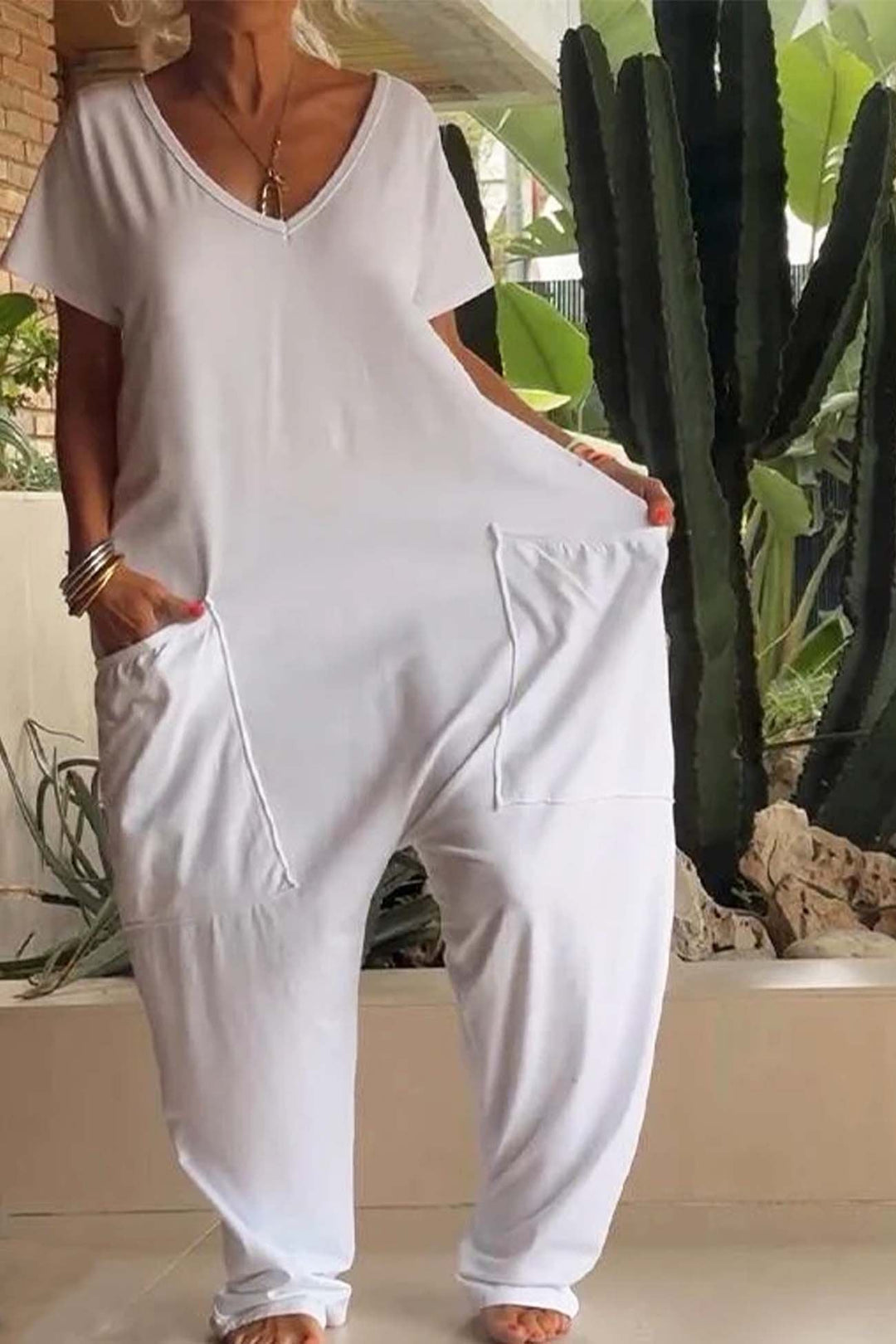 Victoria | Effortless Wide-Leg Casual V-Neck Jumpsuit 7