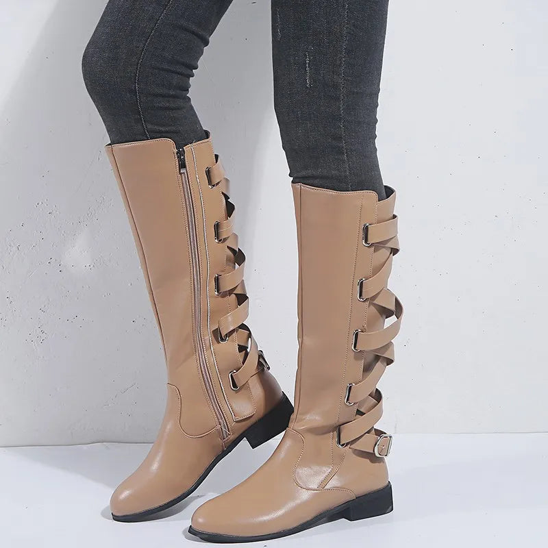 Seraphine | Markante Reitstiefel für Damen mit knöchelhohem Schaft und Schnallen