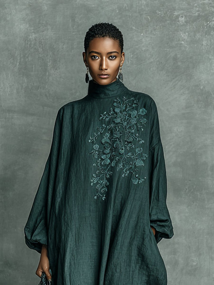 Lunara | Elegante abito lungo da donna ricamato con collo alto