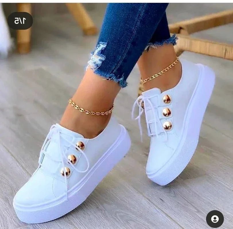 Novelle | Sneakers eleganti con borchie dorate e plateau da donna