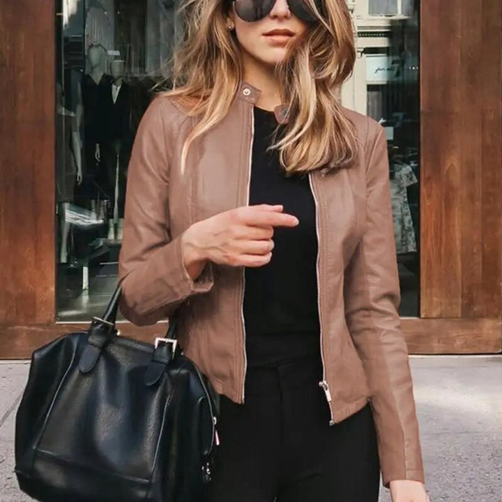 Phoebe | Slim-Fit Faux Leather Jacket – Stylish Cropped Cut for Women