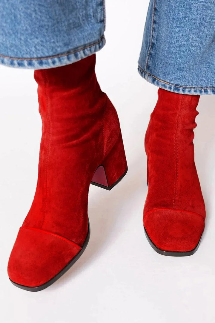 Velmira | Markante Ankle Boots für Damen aus Veloursleder mit Leopardenmuster an der Zehenpartie