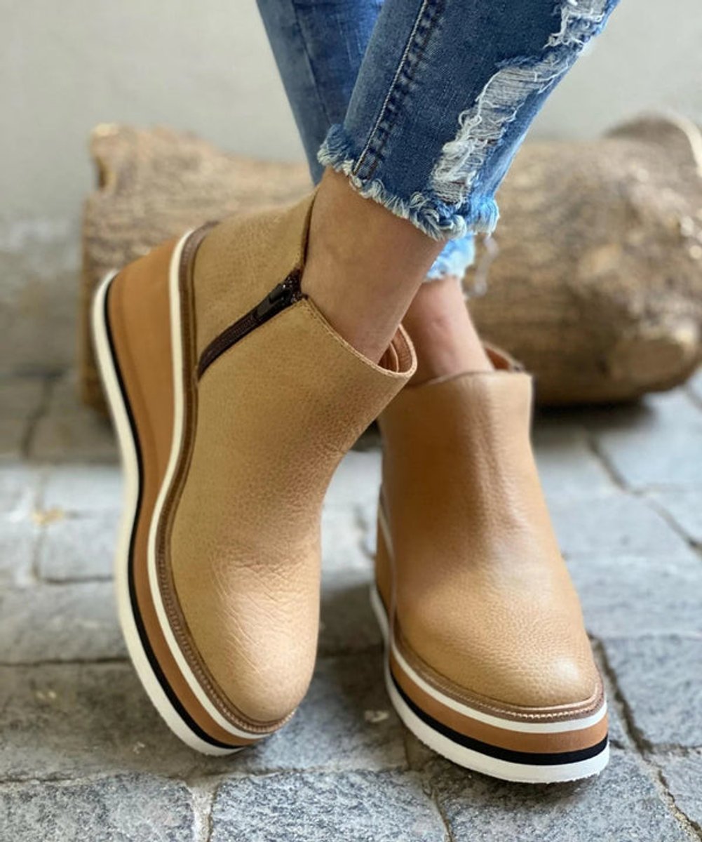 Celestria | Stivaletti da donna eleganti con zeppa, platform e cerniera
