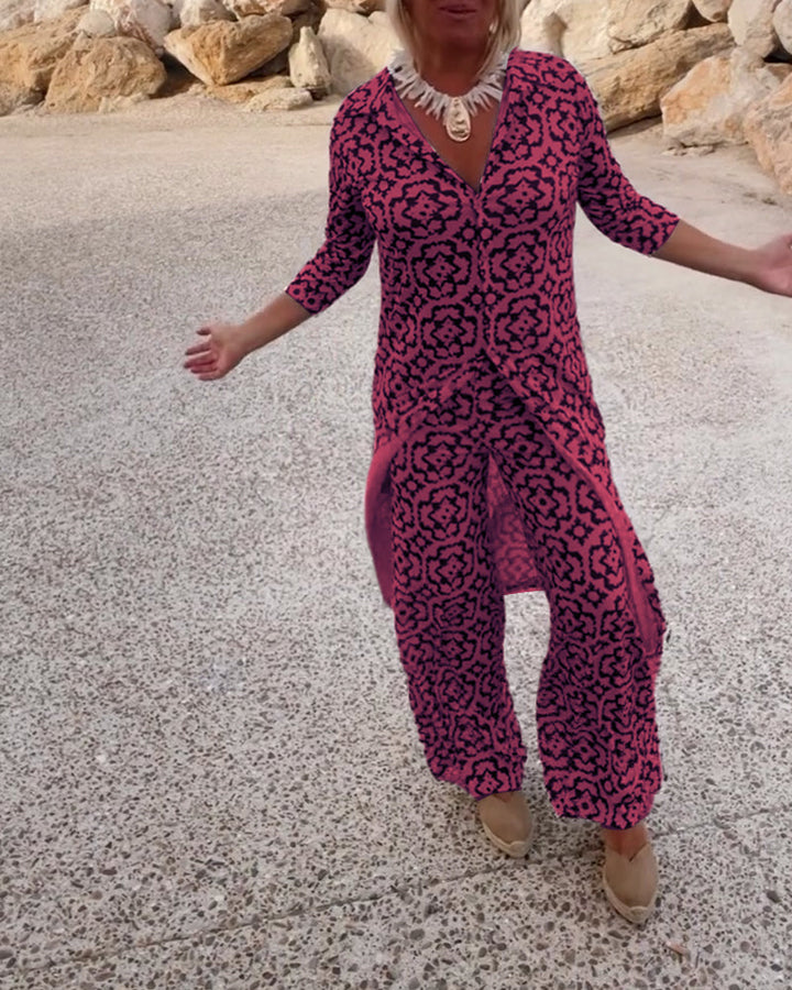 Aurielle | Completo con stampa, top a maniche a 3/4 con scollo a V e pantaloni a gamba larga