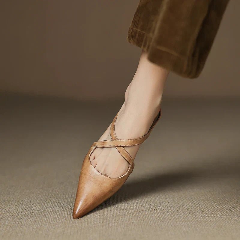 Celestia | Mules con cinturini incrociati e punta affusolata