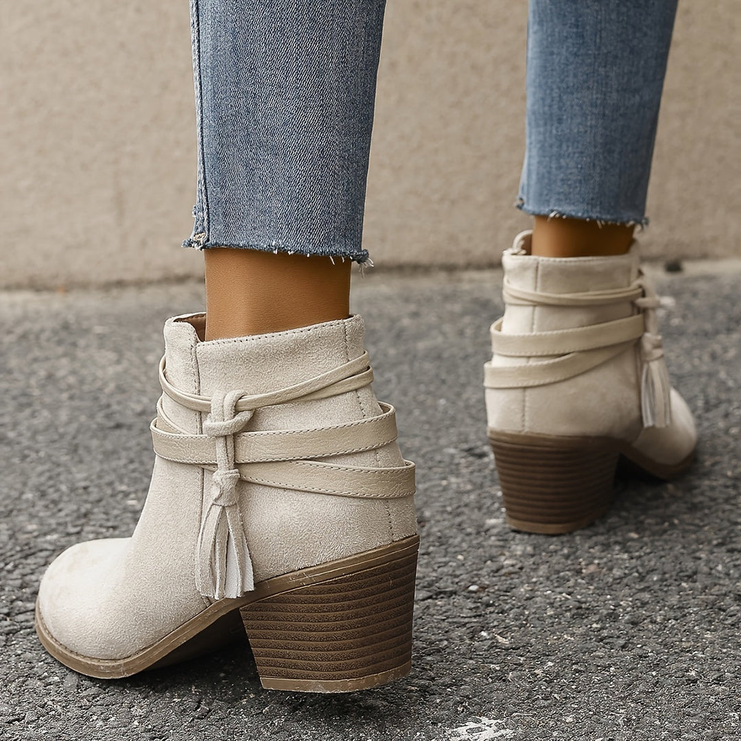 Ravelle | Schicke Stiefeletten mit Quasten und Blockabsatz für Damen
