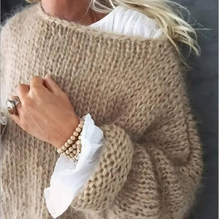 Aloura | Lightweight Relaxed-Fit Knitted Sweater