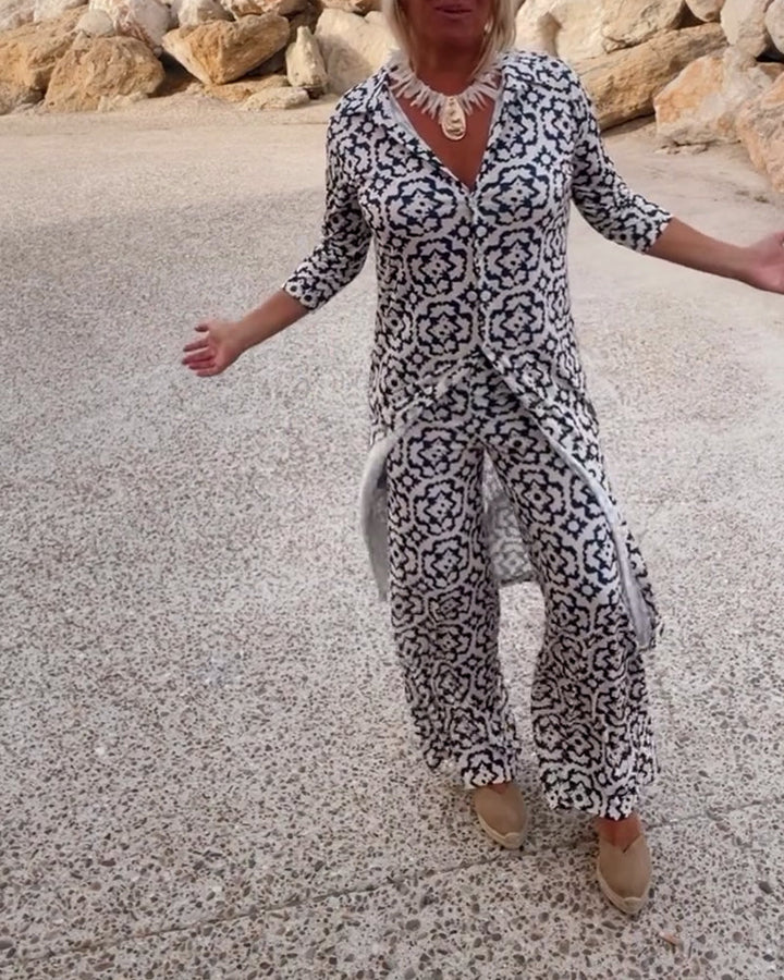 Aurielle | Completo con stampa, top a maniche a 3/4 con scollo a V e pantaloni a gamba larga
