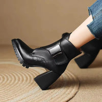 Michelle | Bequeme und elegante moderne Stiefel mit Blockabsatz