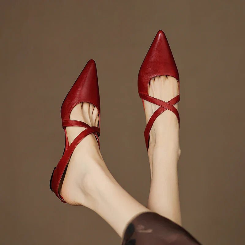 Celestia | Mules con cinturini incrociati e punta affusolata