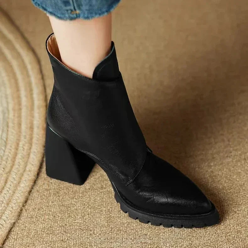 Michelle | Bequeme und elegante moderne Stiefel mit Blockabsatz