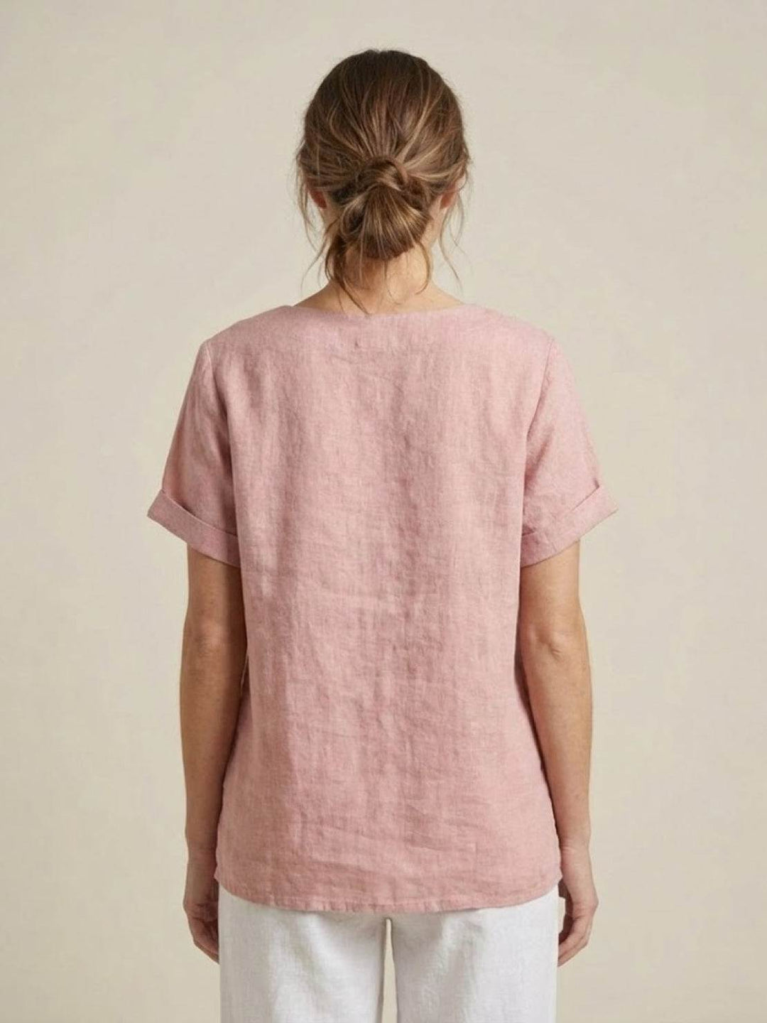 Elara | Blusa a maniche corte dalla vestibilità morbida in misto lino con dettaglio di bottoni