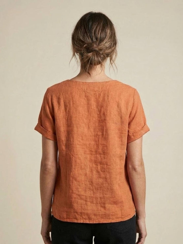 Elara | Blusa a maniche corte dalla vestibilità morbida in misto lino con dettaglio di bottoni