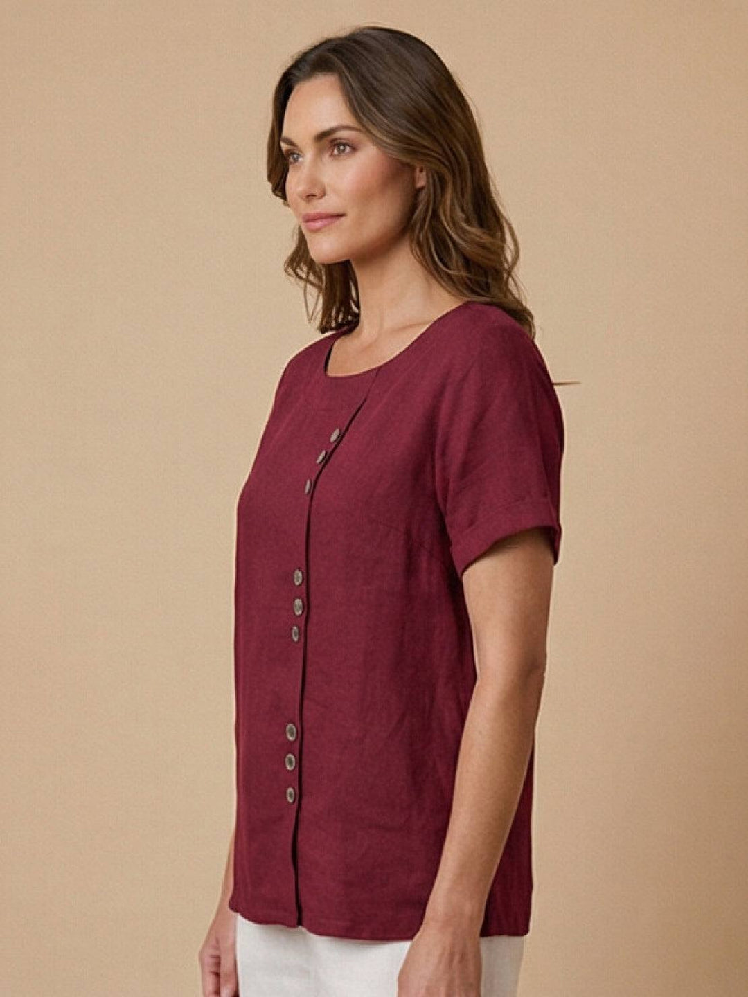 Elara | Blusa a maniche corte dalla vestibilità morbida in misto lino con dettaglio di bottoni